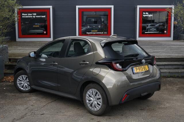 Toyota YARIS 1.5 Hybrid Active