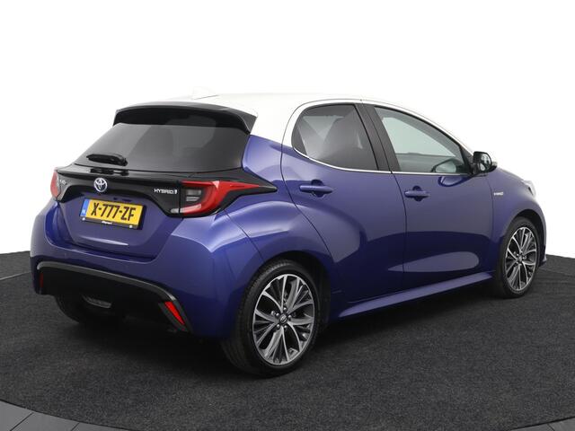 Toyota YARIS 1.5 Hybrid Executive Full Leder | Blindspot| Parkeersensoren V+A | 17"LMV | Stoelverw | Bi Tone|
