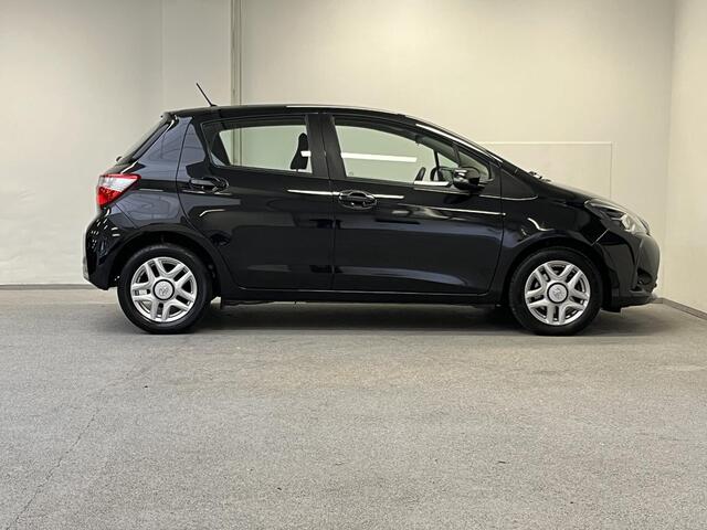 Toyota YARIS 1.5 VVT-i Active | 1e-EIG. | ORG.NL | CAMERA | LMV |