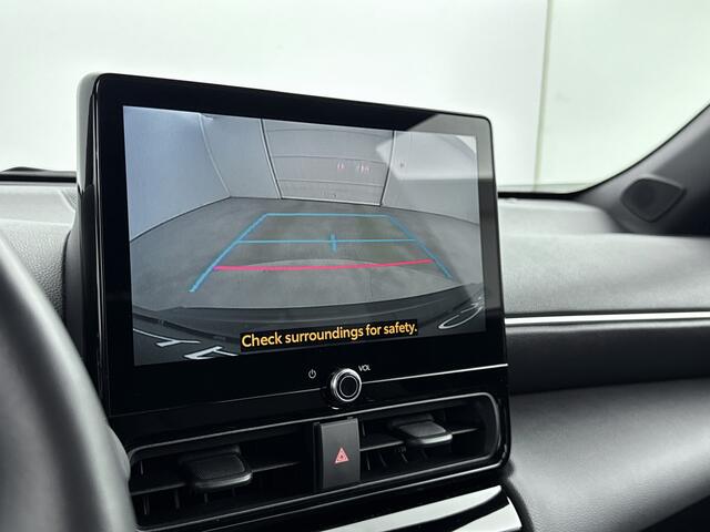 Toyota YARIS Cross 1.5 Hybrid 115 Dynamic Limited *NIEUW* | Apple Carplay/Android Auto | Dodehoekdetectie / Stoel-/Stuur verwarming | Parkeersensoren | Metaallak |
