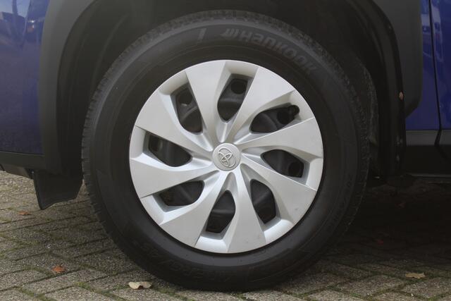 Toyota YARIS Cross 1.5 Hybrid GR Sport Apple carplay/ android auto l Armsteun l Elektrisch inklapbare buitenspiegels l Climate control l Achteruitrijcamera