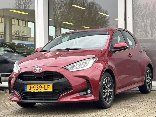 Toyota YARIS 1.5 VVT-i First Edition | Apple Carplay/Android auto | Trekhaak afneembaar | Navigatie |100% onderhouden |