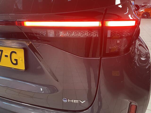 Toyota YARIS Cross 1.5 Hybrid 115 First Edition