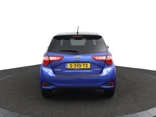 Toyota YARIS 1.5 Hybrid Bi-Tone | Led Verlichting | Achteruitrijcamera | Stoelverwarming | Keyless Start |