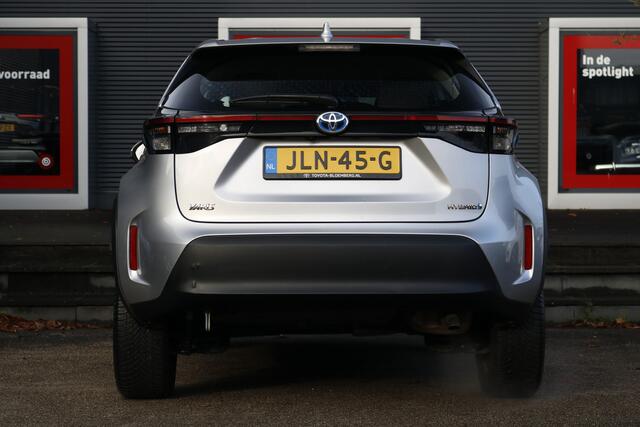 Toyota YARIS Cross 1.5 Hybrid Active All season banden | Apple Car Play |
