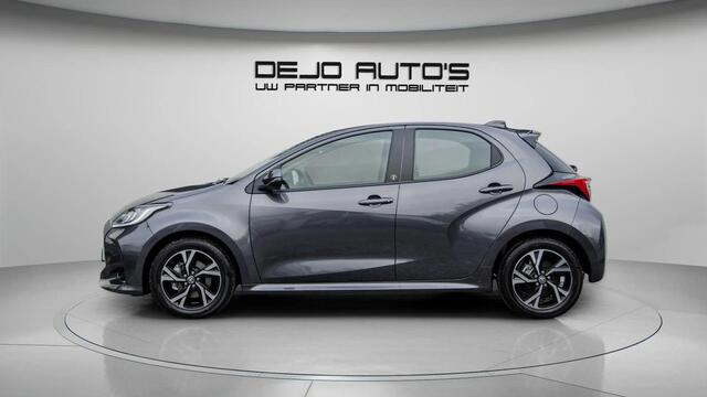 Toyota YARIS 1.5 HYBRID TEAM DYNAMIC NAVI-CARPLAY LED CAMERA WINTER PACK
