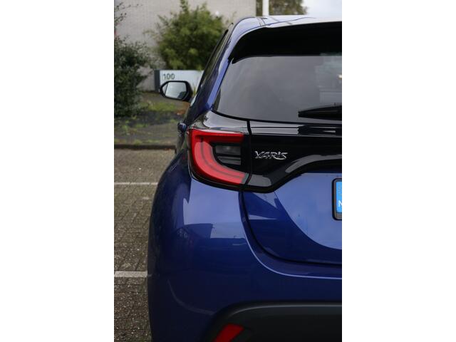 Toyota YARIS 1.5 Hybrid Comfort Automaat | camera | stoelverwarming | cruise ctrl
