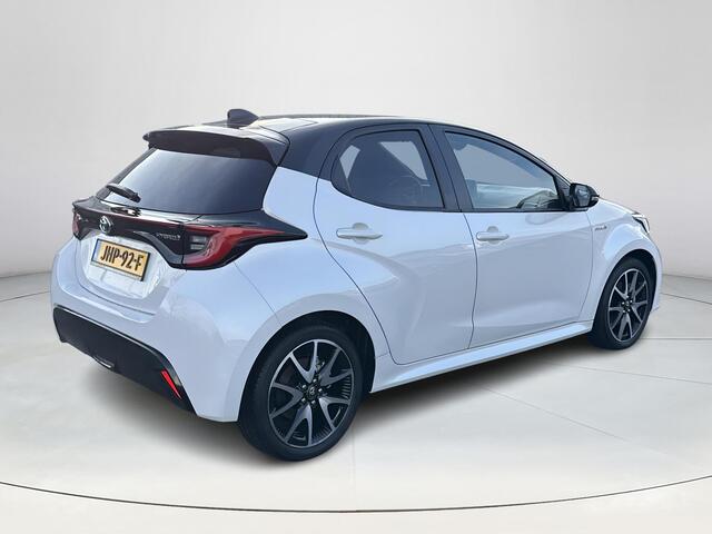 Toyota YARIS 1.5 Hybrid Executive | Navigatie | Appel CarPlay/Android auto | Achteruitrijcamera | Panoramadak | Head-Up display
