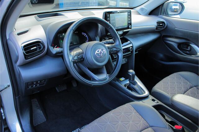Toyota YARIS Cross 1.5 Hybrid Executive |nieuw onderhoud|360camera|leder|parkeersensoren|