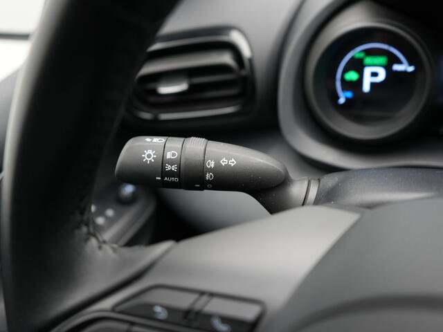 Toyota YARIS 1.5 Hybrid Dynamic |Stoelverwarming|