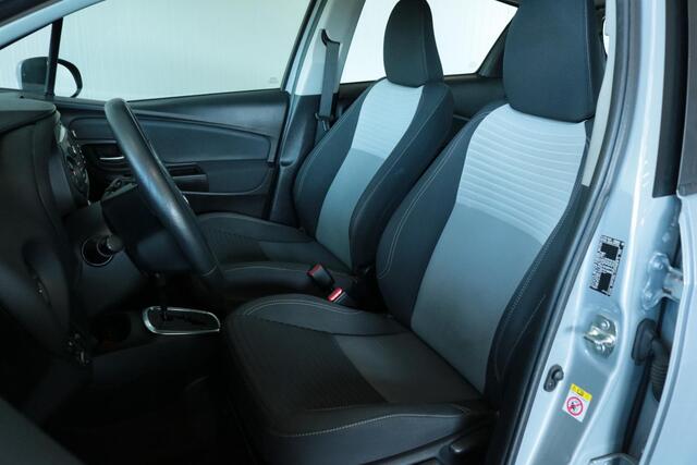 Toyota YARIS 1.5 Hybrid Dynamic, Parkeersensoren