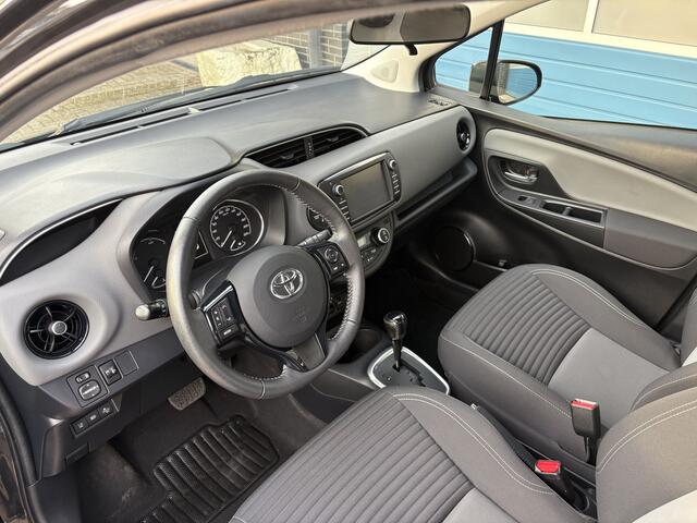 Toyota YARIS 1.5 Hybrid Active, navi, cruise, climate control