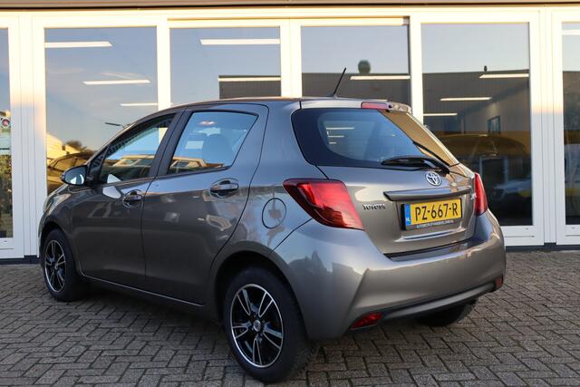 Toyota YARIS 1.0 VVT-i Now, Airco, Prijs Is Rijklaar Inclusief 6 Maanden Garantie