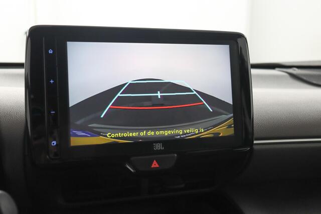 Toyota YARIS Cross 1.5 Hybrid Executive | Stoelverwarming | Head-up display | Parkeersensoren | JBL |