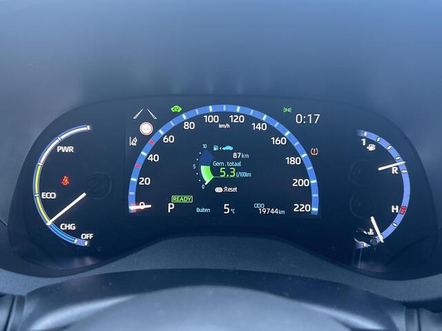 Toyota YARIS Cross 1.5 Hybrid Executive **STOEL EN STUURWIELVERWARMING/ DODEHOEK DETECTIE/ NAVIGATIE/ 36 MAANDEN GARANTIE**