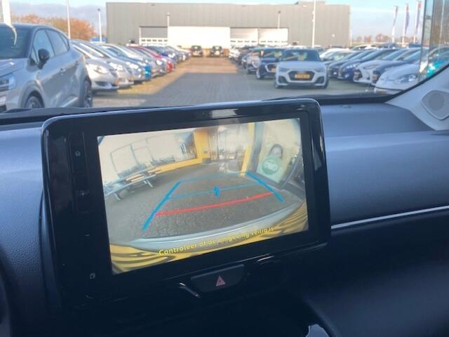 Toyota YARIS 1.5 Hybrid Active - camera - sensoren voor/achter - Navi