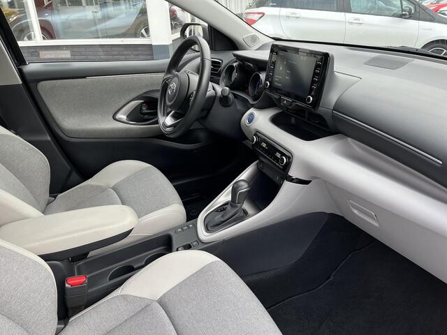 Toyota YARIS 1.5 Hybrid Executive | Bi-Tone | Stoelverwarming | Apple Carplay/Android Auto | Keyless Entry