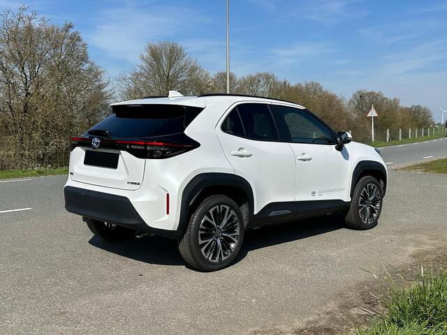 Toyota YARIS Cross 1.5 Hybrid 115 Active ¤29.695,- RIJKLAAR! Nu ¤1.800,- voordeel! Nu extra scherp geprijsd!