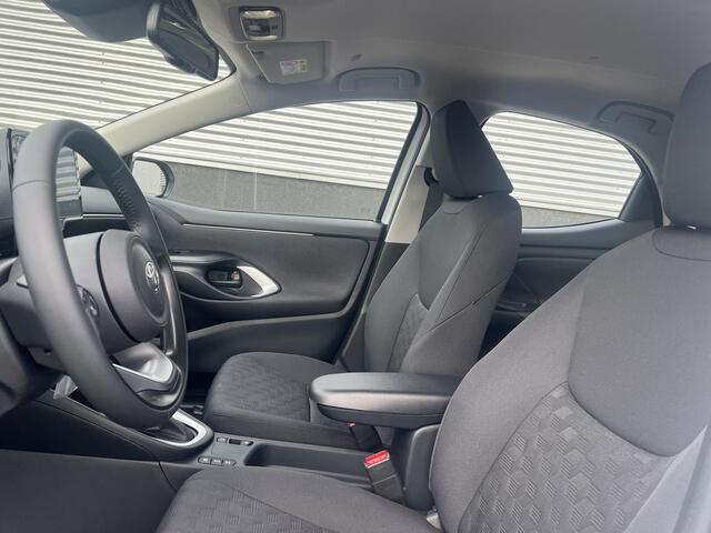 Toyota YARIS 1.5 Hybrid 115 Comfort ¤25.895,- RIJKLAAR! Nu ¤1.000,- voordeel! Nu extra scherp geprijsd!