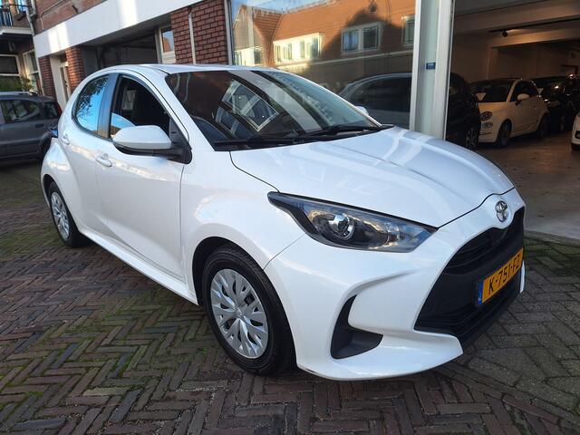 Toyota YARIS 1.0 VVT-i Active /Navi/Camera/Apple/Android/1e Eig/Cruise/Garantie