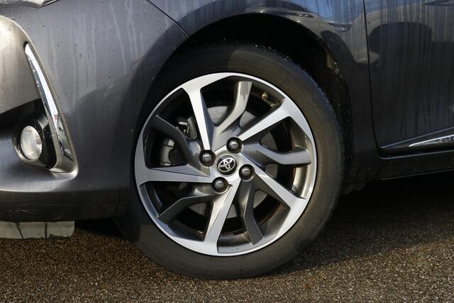 Toyota YARIS 1.5 Hybrid Premium