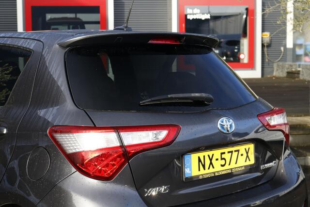 Toyota YARIS 1.5 Hybrid Premium