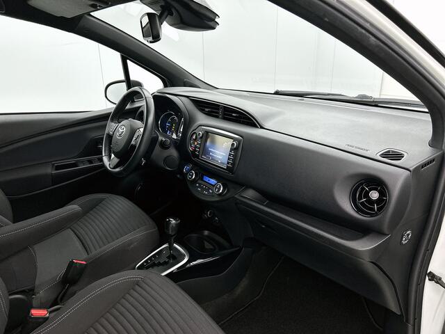 Toyota YARIS 1.5 Hybrid Bi-Tone