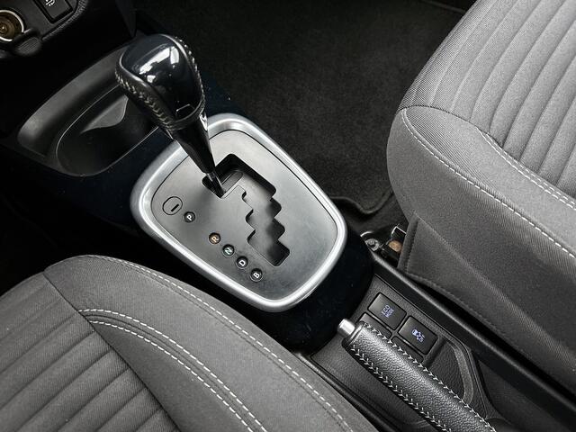 Toyota YARIS 1.5 Hybrid Bi-Tone