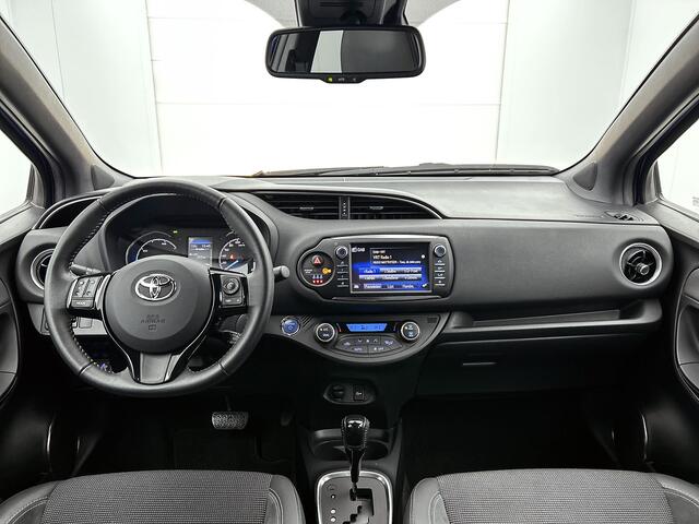 Toyota YARIS 1.5 Hybrid Bi-Tone Plus | Keyless entry