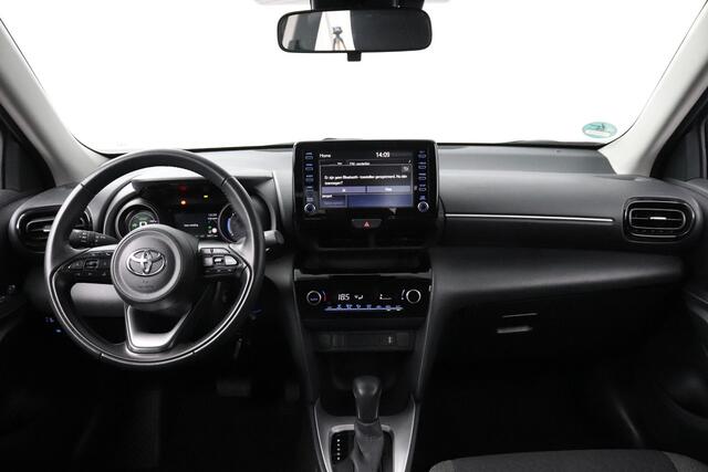 Toyota YARIS Cross 1.5 Hybrid Active | Camera | All-season banden | Carplay/Android Auto |
