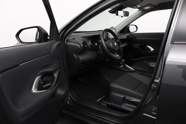 Toyota YARIS Cross 1.5 Hybrid Active | Camera | All-season banden | Carplay/Android Auto |