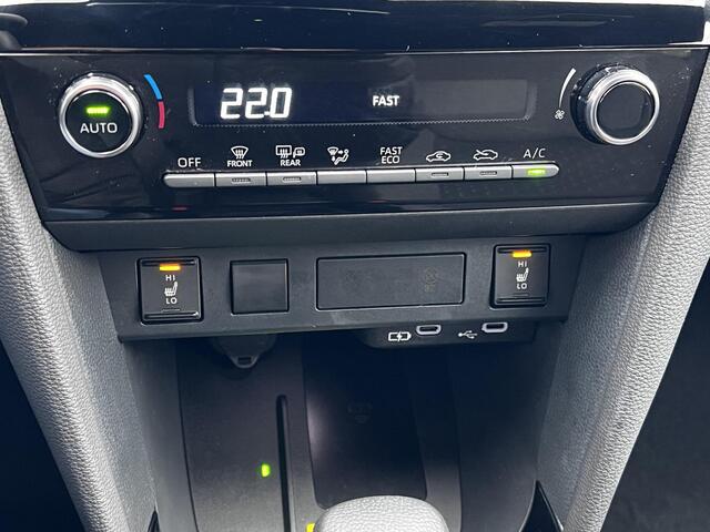 Toyota YARIS Cross 1.5 Hybrid 115 Dynamic Automaat / Fabrieksgarantie tot 05-2028 < 100.000km, tot 10 jaar mogelijk** / Navigatie via Apple Carplay Android / Stuur-, stoel- en voorruitverwarming / Camera / Adaptieve CC / 17" LM wielen /