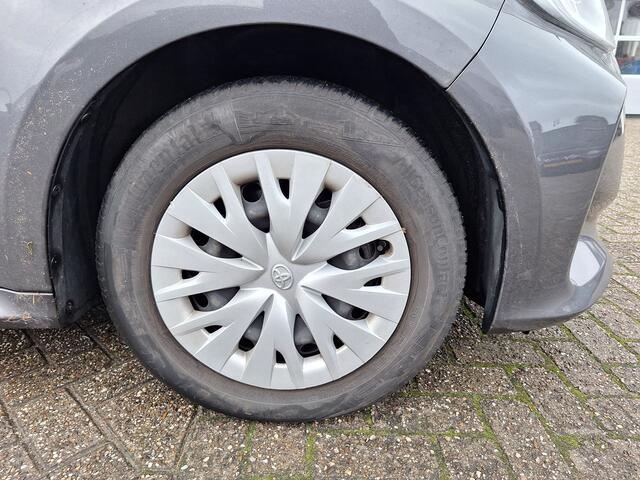 Toyota YARIS 1.5 Hybrid Active Plus