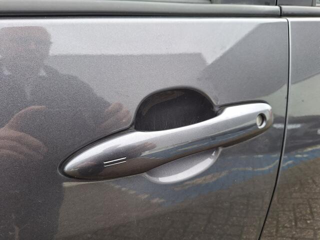 Toyota YARIS 1.5 Hybrid Active Plus