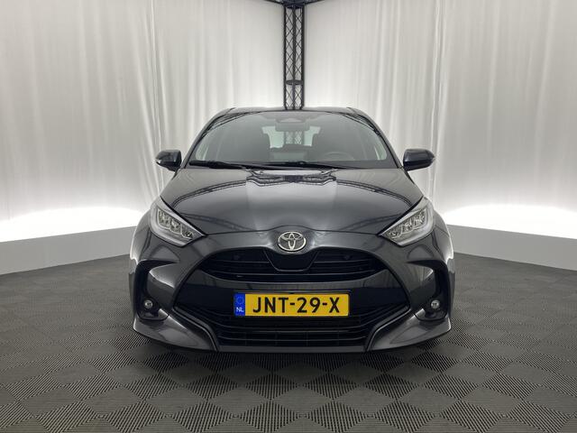 Toyota YARIS 1.5 Hybrid Style Automaat | Apple Carplay | Dodehoek Det. | Camera | ACC | DAB |