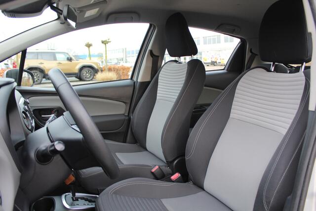 Toyota YARIS 1.5 Hybrid Active | Rijklaar | Clima | Cruise | Camera | Dealer onderhouden | NL-auto