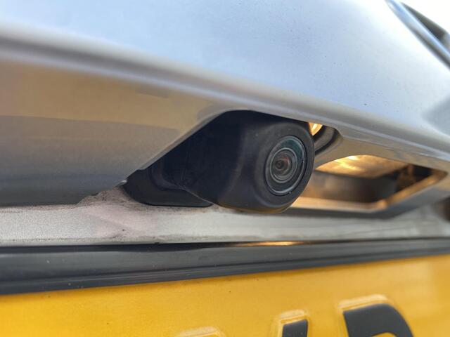 Toyota YARIS 1.5 Hybrid Active Automaat Nieuw geleverd 1e eigenaar, Achteruitrij camera, cruise control, centr. deurvergrendeling, NL-auto, boekjes compleet!