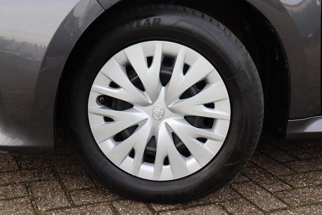 Toyota YARIS 1.5 VVT-i Active, Parkeercamera, Cruise Control