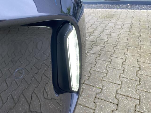 Toyota YARIS Cross 1.5 Hybrid 130 Dynamic Stoel & Stuurverwarming, Adaptieve Cruise Control & Camera Verkoop prijs = Inclusief Trekha