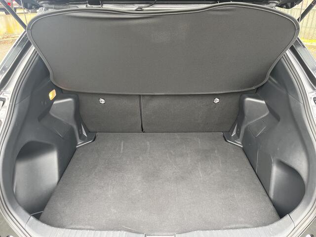 Toyota YARIS Cross 1.5 Hybrid 115 First Edition | Apple CarPlay/Android auto | Navigatie | Achteruitrijcamera | Comfort Pack