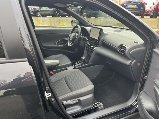 Toyota YARIS Cross 1.5 Hybrid 115 First Edition | Apple CarPlay/Android auto | Navigatie | Achteruitrijcamera | Comfort Pack