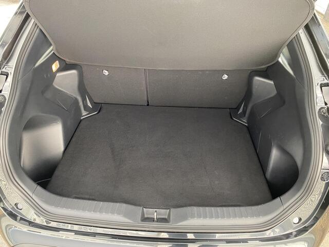 Toyota YARIS Cross 1.5 Hybrid 115 First Edition Navigatie Apple CarPlay/Android Auto, stoel- & stuurverwarming, keyless, parkeersensoren v&a, ACC, achteruitrij camera