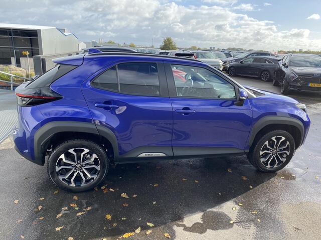 Toyota YARIS Cross 1.5 Hybrid 115 First Edition Navigatie Apple CarPlay/Android Auto, keyless entry- & start, adaptieve cruise control, achteruitrij camera,