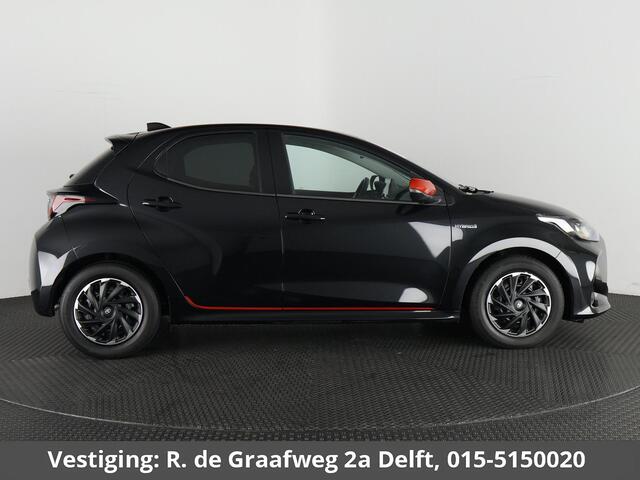 Toyota YARIS 1.5 Hybrid Business Black Edition | Apple Carplay & AndroidAUTO | Privacy Glass |