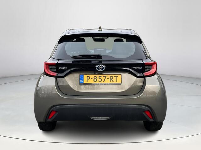 Toyota YARIS 1.5 Hybrid Dynamic | Navigatie | Carplay | Licht metalen velgen | LED koplampen | Keyless entry |