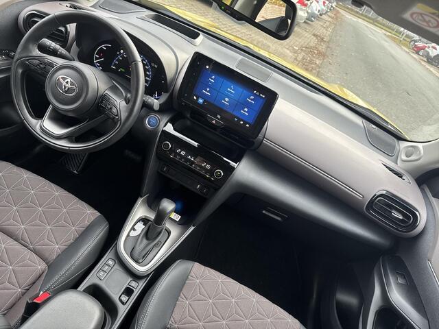 Toyota YARIS Cross 1.5 Hybrid Executive | 06-10141018 Voor meer informatie