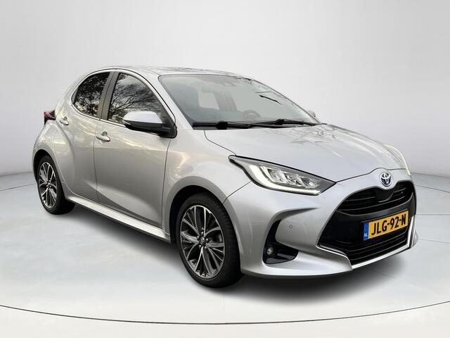 Toyota YARIS 1.5 Hybrid Executive | Navigatie | Stoelverwarming | LED koplampen | 17 inch LM-velgen |
