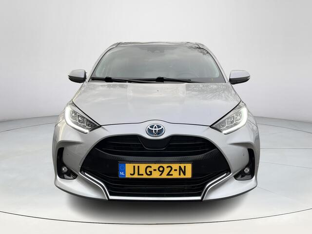 Toyota YARIS 1.5 Hybrid Executive | Navigatie | Stoelverwarming | LED koplampen | 17 inch LM-velgen |