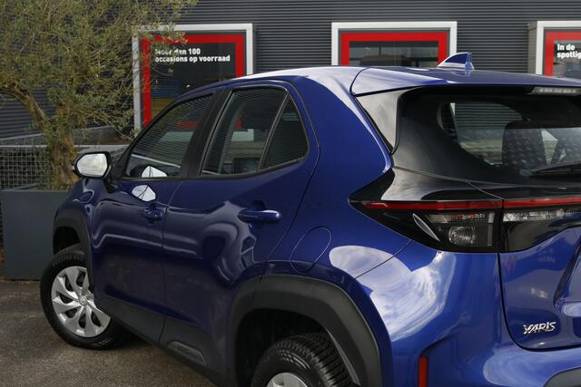 Toyota YARIS Cross 1.5 Hybrid Active | All season banden | CarPlay