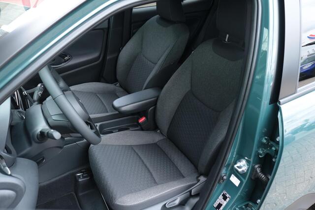 Toyota YARIS Cross 1.5 Hybrid 115 Dynamic, Comfortpack, BSM, Stoel en Stuurverwarming, Parkeersensoren.